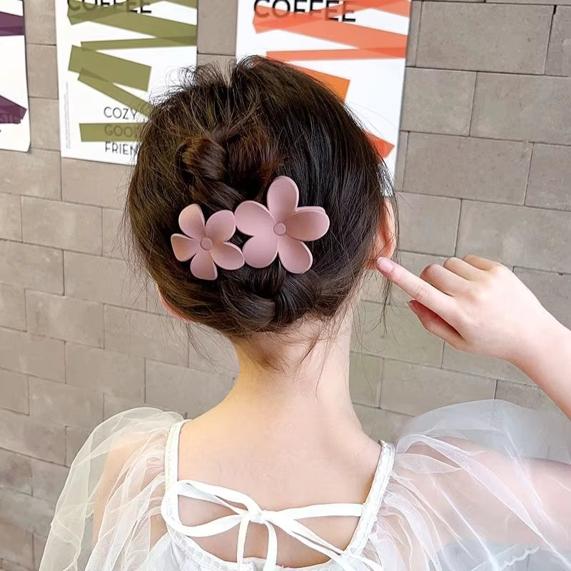 3 Pieces Korean Trendy Double Flower Hair Clips