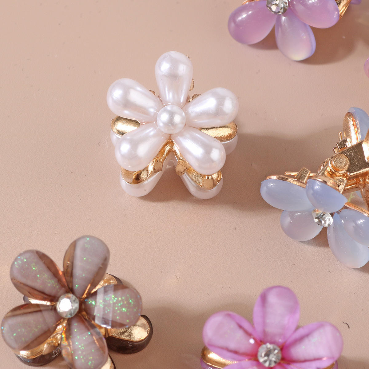 12 Pieces Multicolor Mini Flower Hair Claw